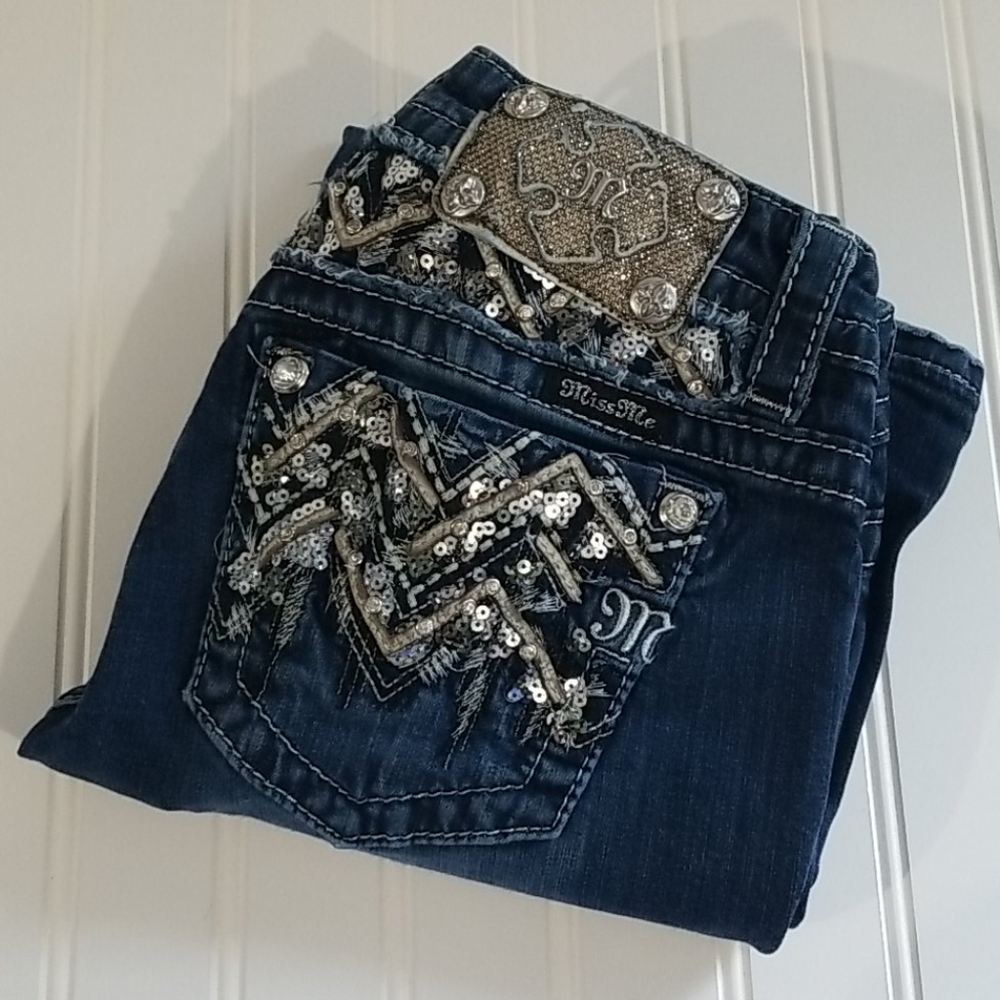 Miss Me darkwash Chevron design bling pockets